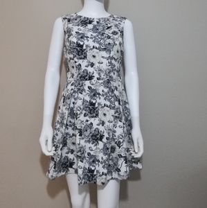 Forever 21 Floral Print Dress